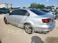 2016 Volkswagen Jetta photo