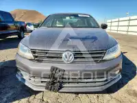 2016 Volkswagen Jetta фото