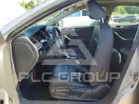 2016 Volkswagen Jetta фото