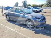 2016 Volkswagen Jetta фото