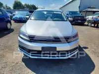 2016 Volkswagen Jetta фото