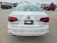 2016 Volkswagen Jetta фото