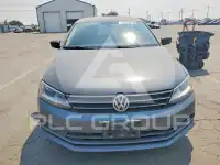 2016 Volkswagen Jetta photo