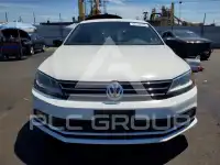 2016 Volkswagen Jetta photo