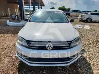 2016 Volkswagen Jetta photo
