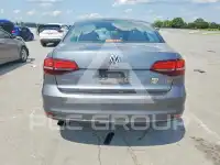 2016 Volkswagen Jetta фото