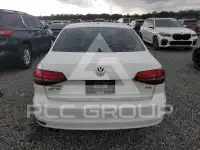 2016 Volkswagen Jetta фото