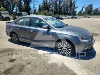 2016 Volkswagen Jetta photo