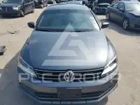 2016 Volkswagen Jetta photo