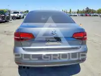 2016 Volkswagen Jetta фото