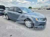 2016 Volkswagen Jetta photo