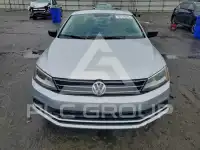 2016 Volkswagen Jetta photo