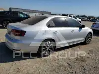 2016 Volkswagen Jetta фото