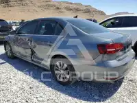 2016 Volkswagen Jetta фото