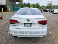 2016 Volkswagen Jetta photo