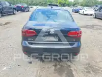2016 Volkswagen Jetta фото