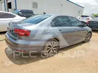 2016 Volkswagen Jetta фото