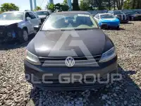2016 Volkswagen Jetta photo