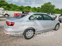 2016 Volkswagen Jetta фото