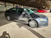 2016 Volkswagen Jetta фото