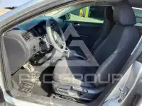 2016 Volkswagen Jetta фото
