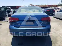 2016 Volkswagen Jetta фото