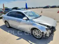 2016 Volkswagen Jetta фото