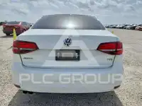 2016 Volkswagen Jetta фото
