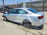 2016 Volkswagen Jetta фото