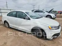 2016 Volkswagen Jetta фото