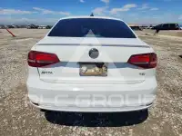 2016 Volkswagen Jetta фото