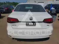 2016 Volkswagen Jetta photo
