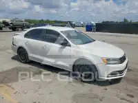2016 Volkswagen Jetta фото