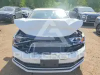 2016 Volkswagen Jetta photo
