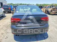 2016 Volkswagen Jetta фото