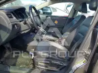 2016 Volkswagen Jetta фото