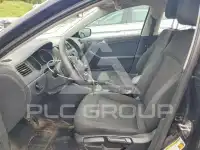 2016 Volkswagen Jetta фото
