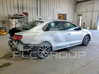 2016 Volkswagen Jetta photo