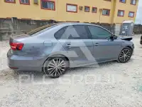 2016 Volkswagen Jetta фото