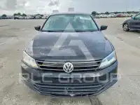 2016 Volkswagen Jetta фото