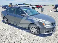 2016 Volkswagen Jetta фото