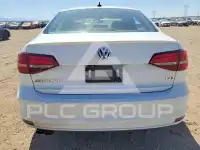2016 Volkswagen Jetta photo