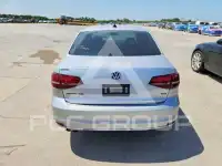2016 Volkswagen Jetta фото