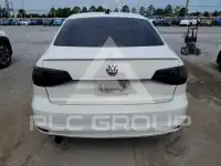 2016 Volkswagen Jetta фото
