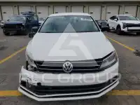 2016 Volkswagen Jetta photo