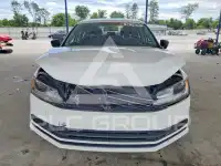 2016 Volkswagen Jetta фото