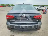 2016 Volkswagen Jetta фото