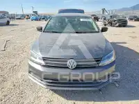 2016 Volkswagen Jetta photo
