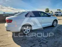 2016 Volkswagen Jetta фото