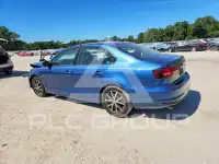 2016 Volkswagen Jetta фото